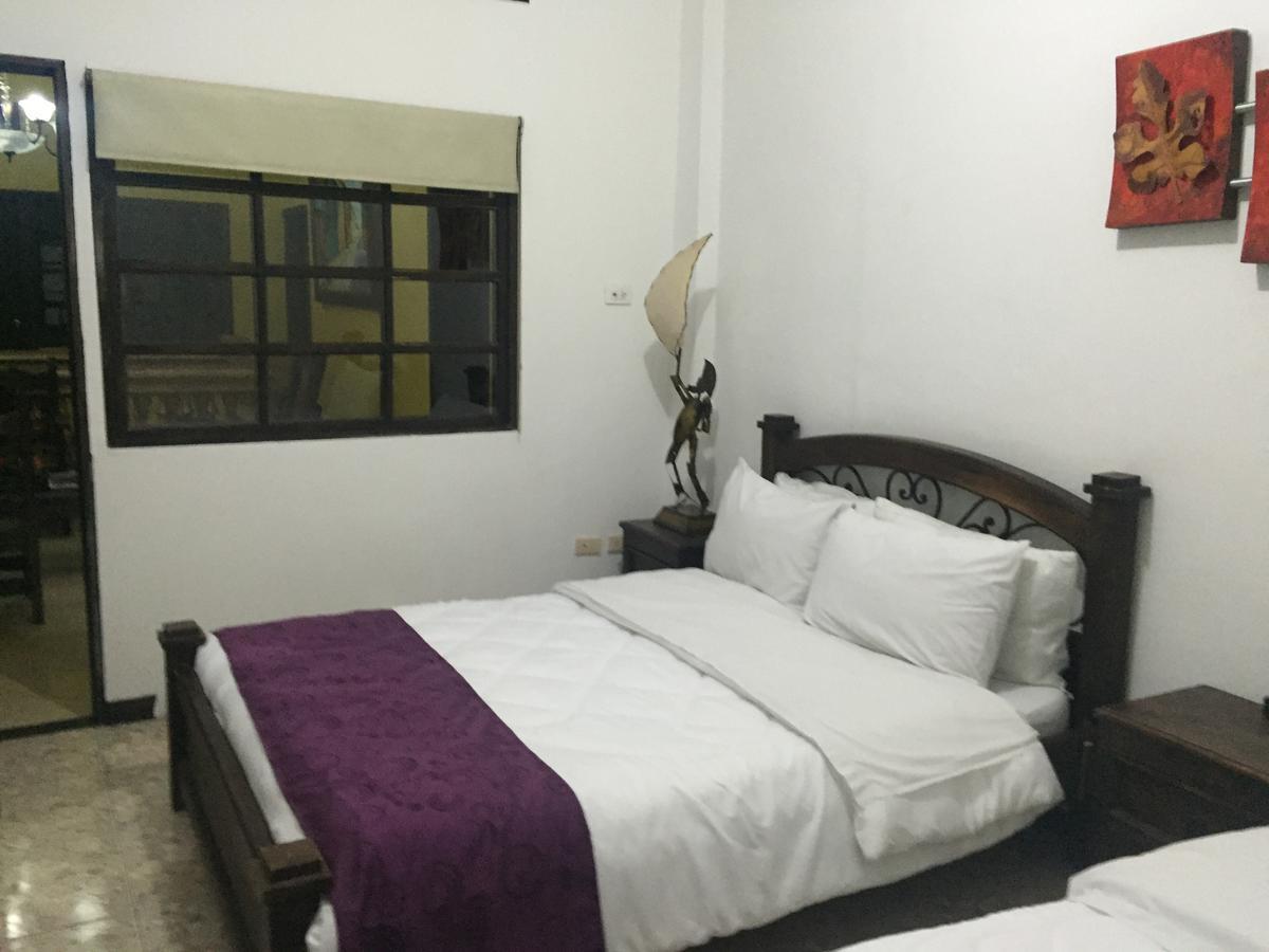 Hotel Colonial มานิซาเลส ภายนอก รูปภาพ